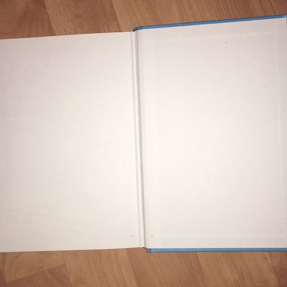 Tales form a Not-So-Smart Miss Know-It-All - Picture 3 of 5